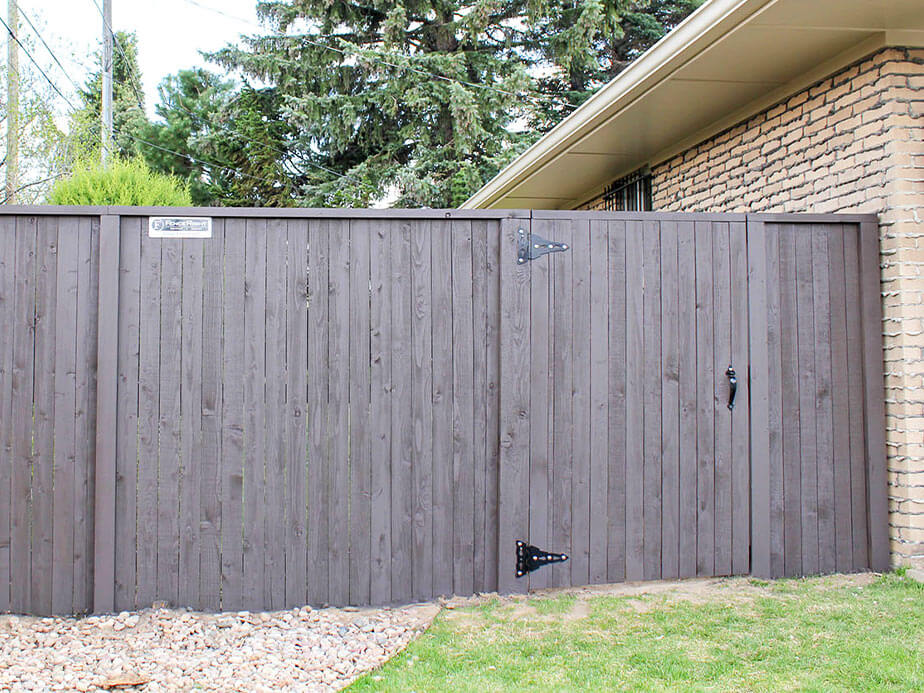 Louisville Colorado privacy fencing