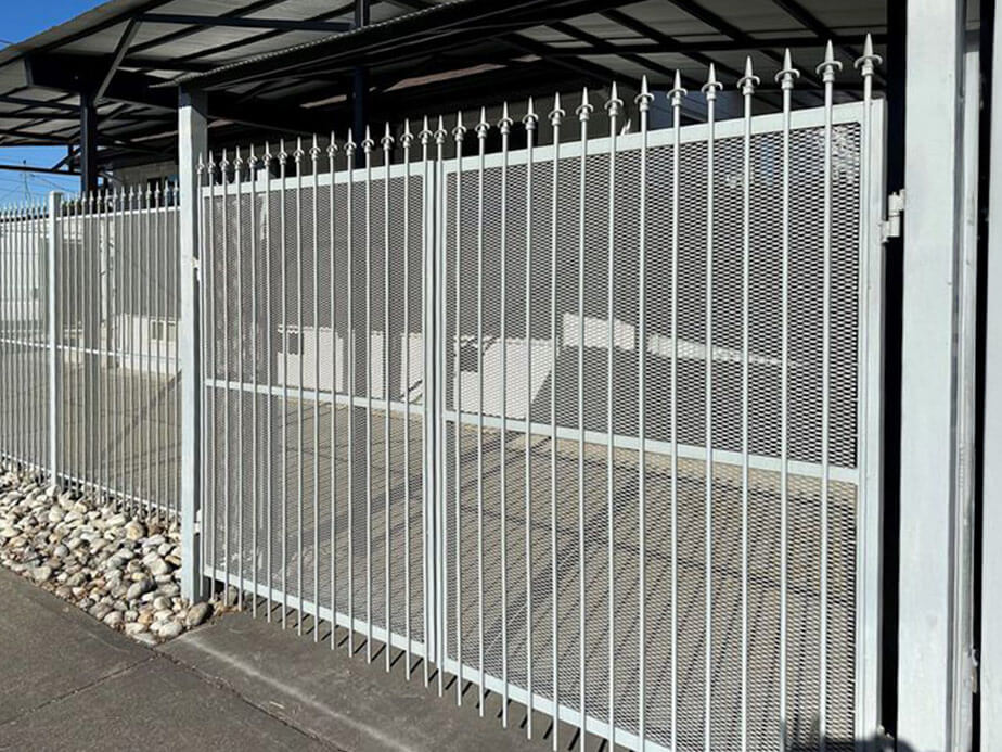 Denver Metro Front Range area Commercial Gate fence installation company